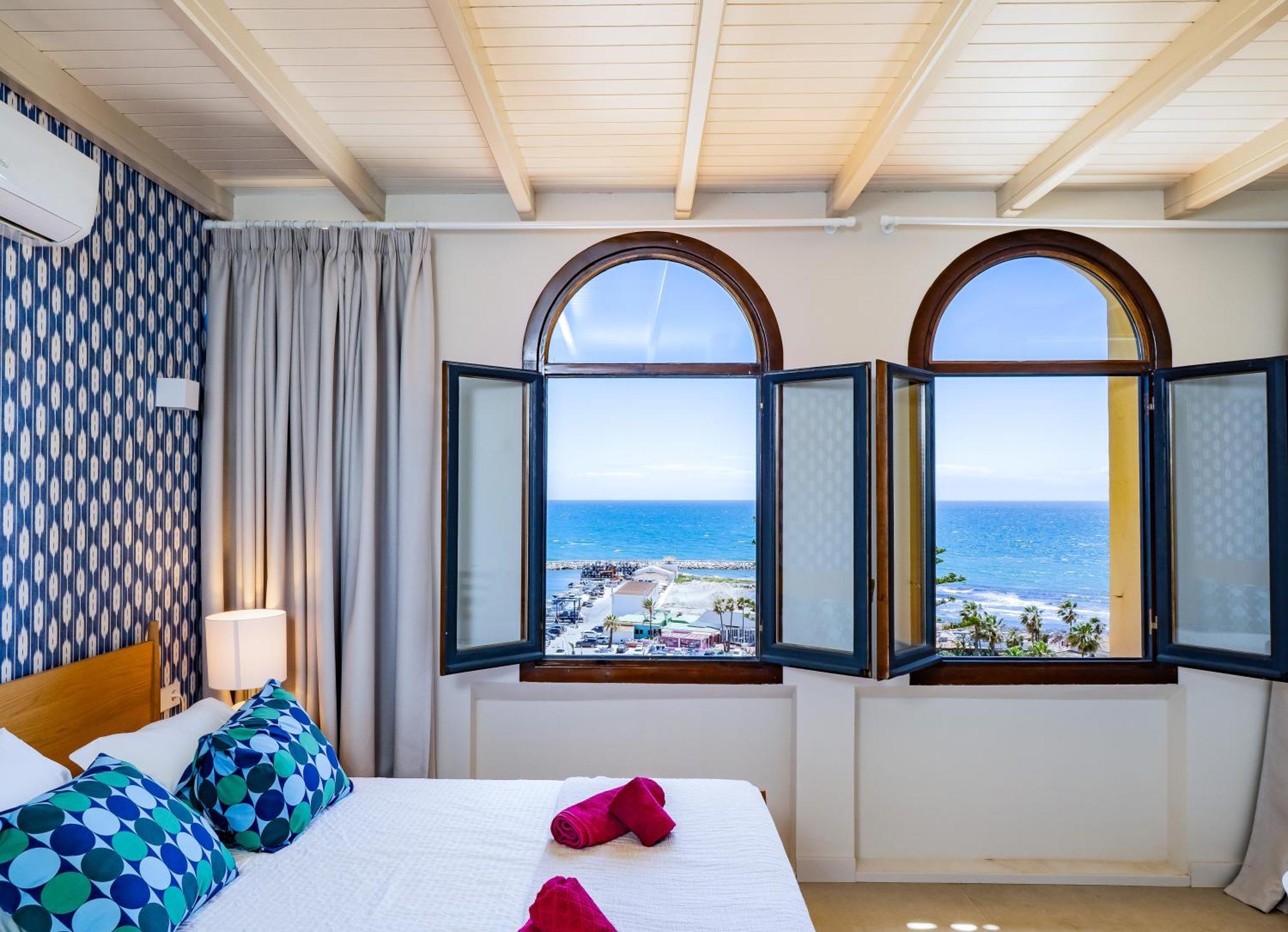 Atico De 5 Niveles En Puerto De Cabopino Apartamento Marbella